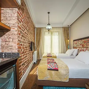 Azade Istanbul