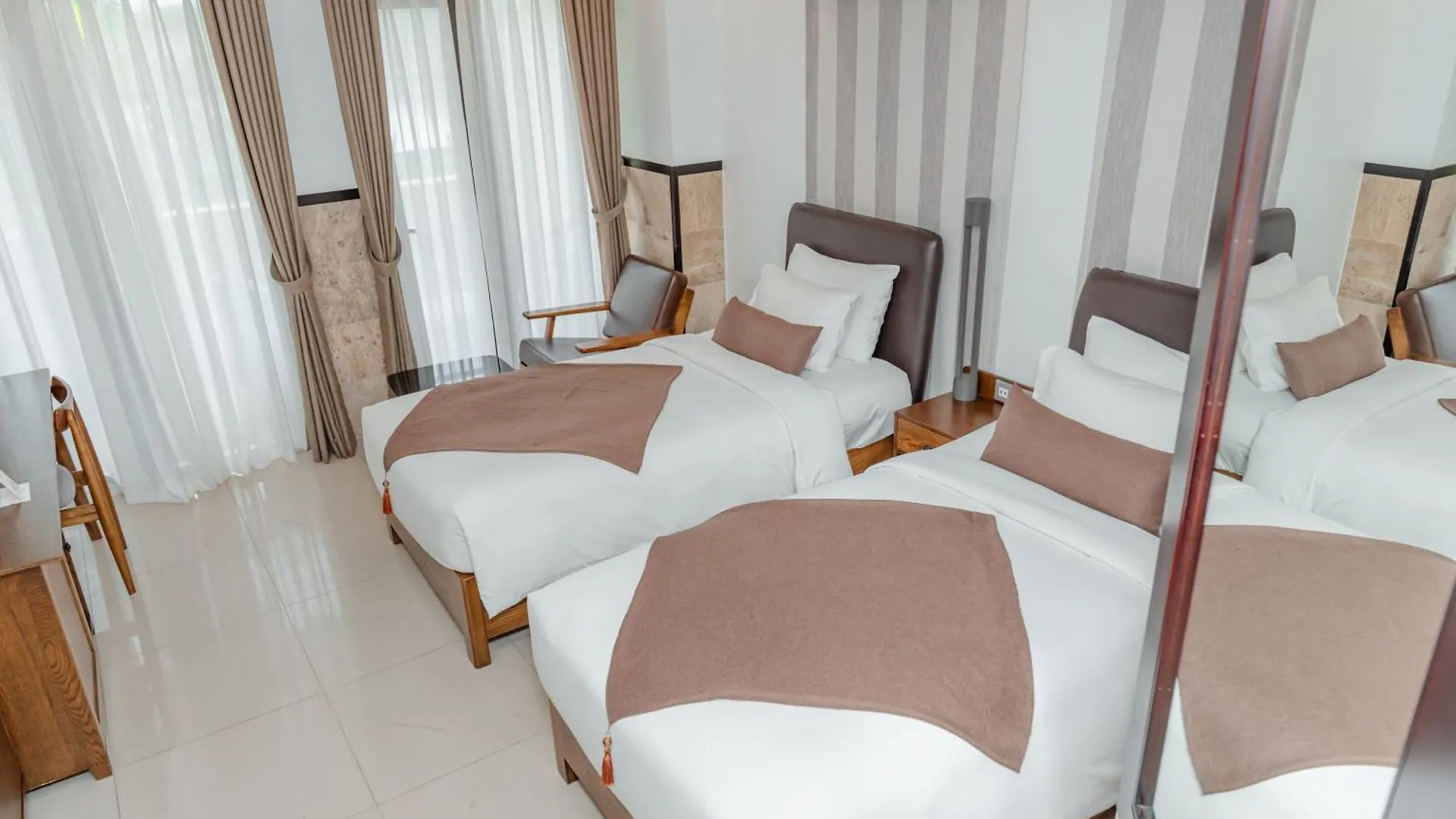 The Blossom Resort Island 5*, Da Nang